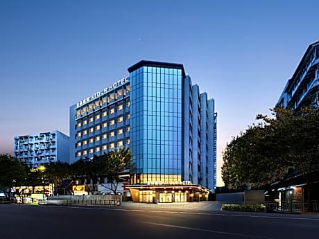 Atour Hotel Chongqing Jiangbei Guanyinqiao Pedestrian Street