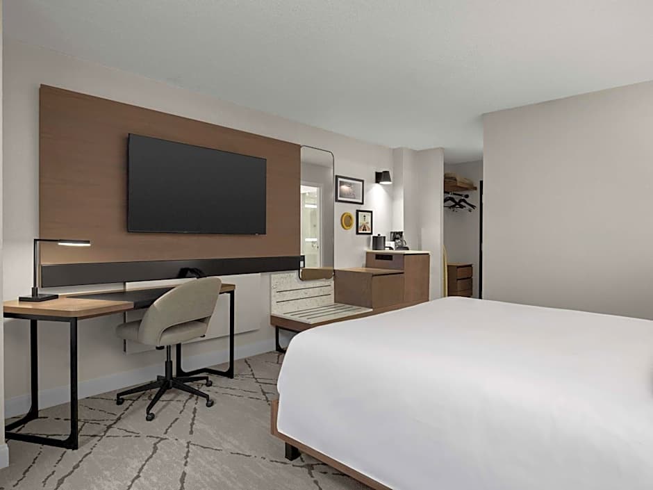 The Novotel Toronto Center Hotel