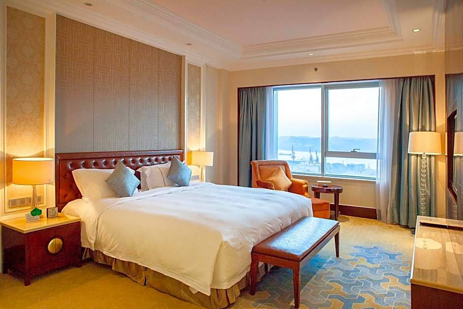Photo 1 of 3 of Suite, Sea View