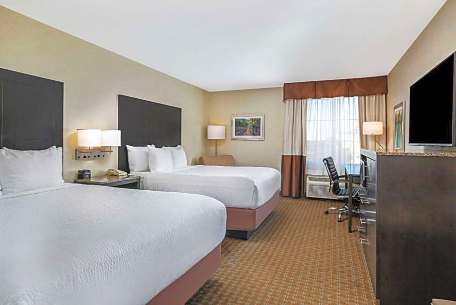 La Quinta Inn & Suites by Wyndham Paso Robles