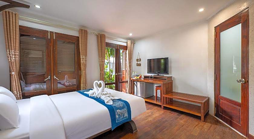 Ancient Luang Prabang Hotel (Ban Phonheuang)
