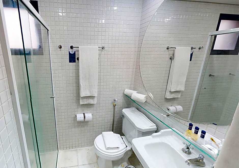 Estanplaza Funchal Faria Lima