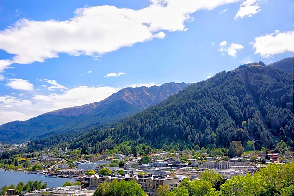 Caples Court Motel & Apartments