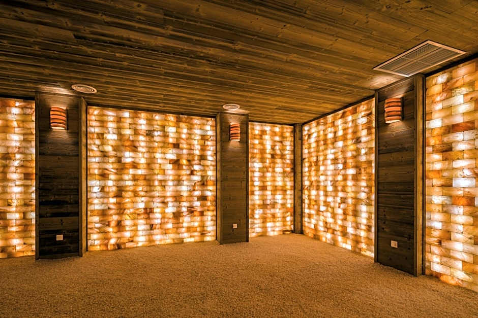 Sky Blue Hotel & Spa