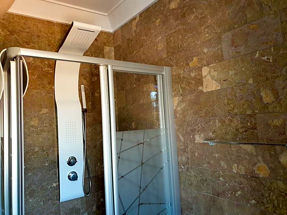 OceanOasis Residences Suites