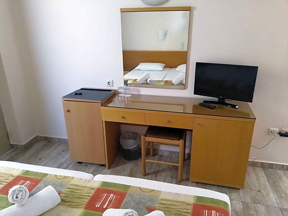 Nafsika Hotel