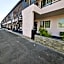 Flamingo Inn