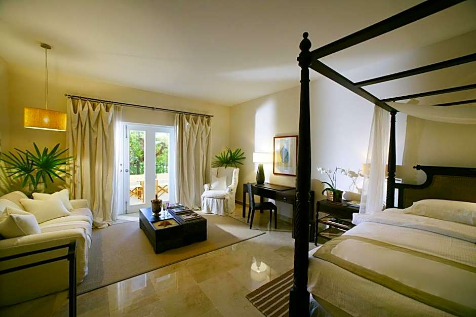 Casa Colonial Beach & Spa