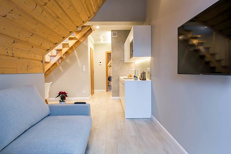 Royal Hill Residence