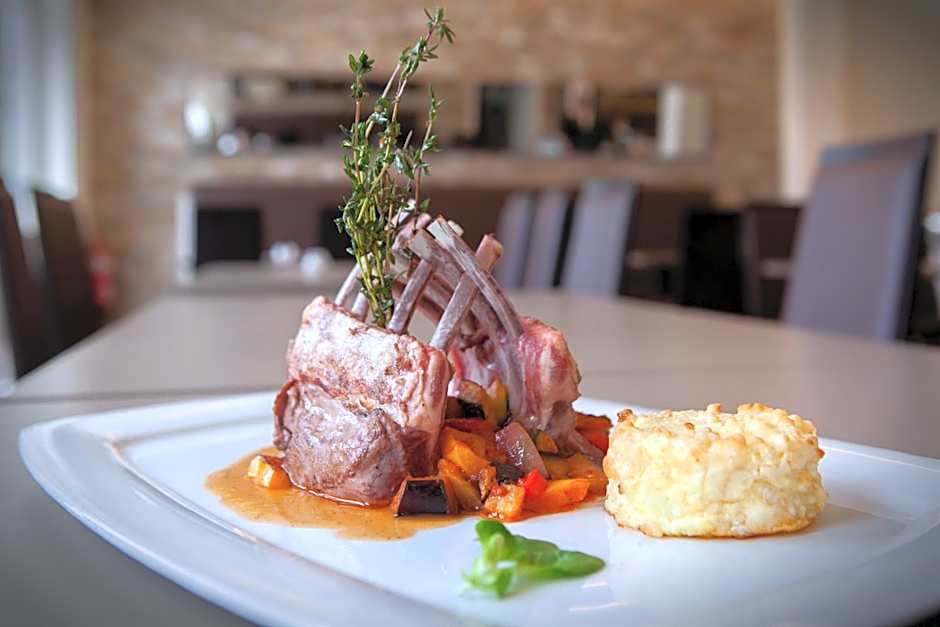 Willow Hotel Restaurant