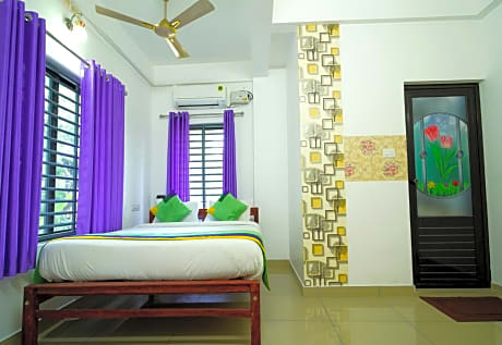 Deluxe Room With Living Area