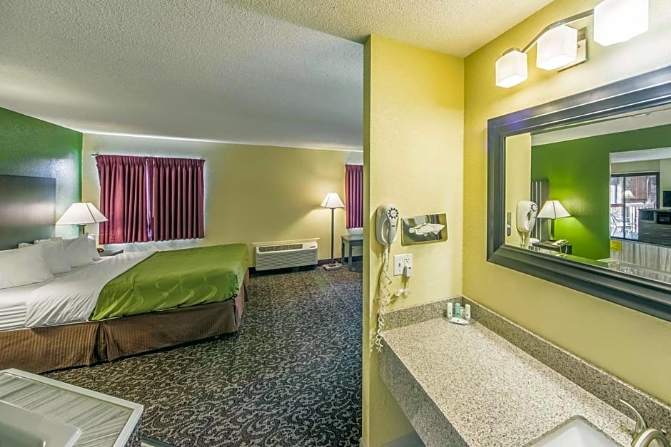 Quality Inn Decatur near US-224