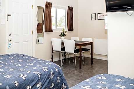 Studio - Pet Friendly