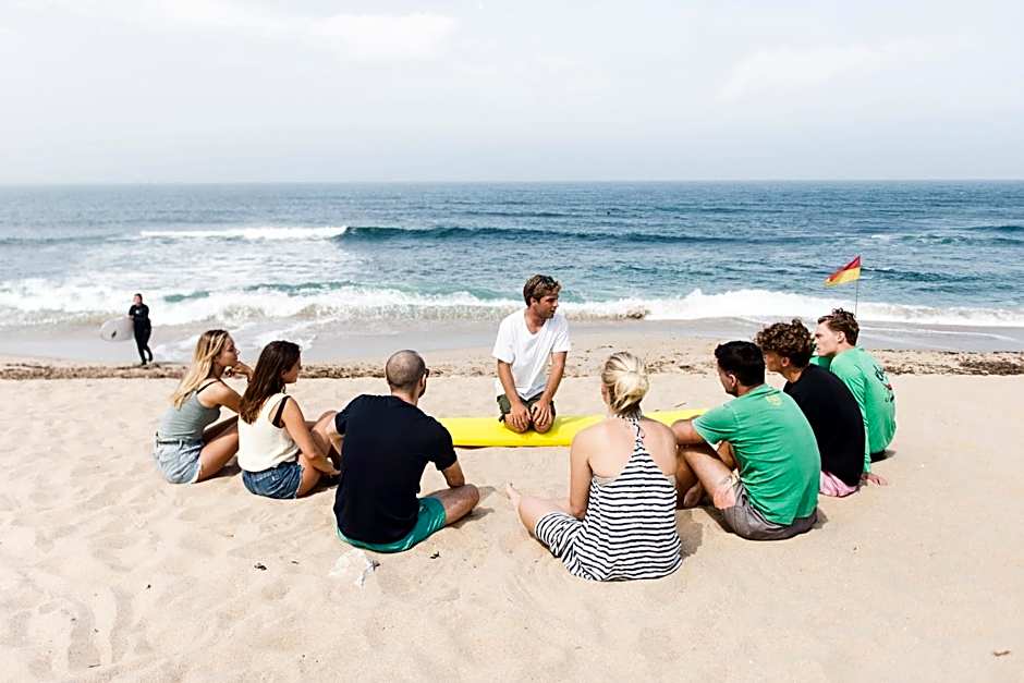 Chill in Ericeira Surf House