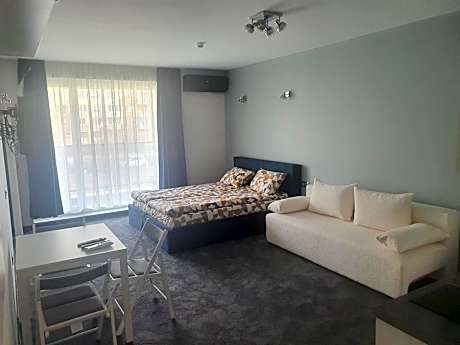 Family Studio