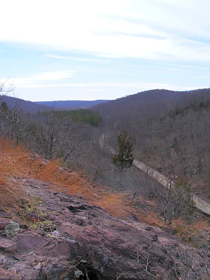 Shepherd Mountain Inn & Suites