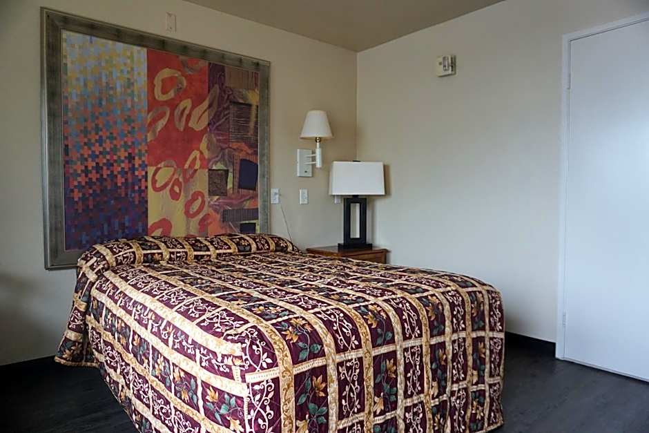 Econo Lodge San Antonio Northeast I-35 – San Antonio, TX
