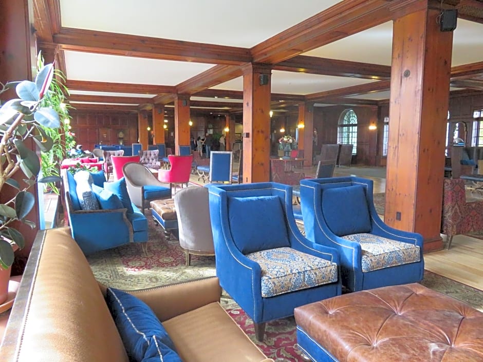 Skytop Lodge