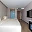 Atour X Hotel Zhuhai Gongbei Port High-speed Railway Station