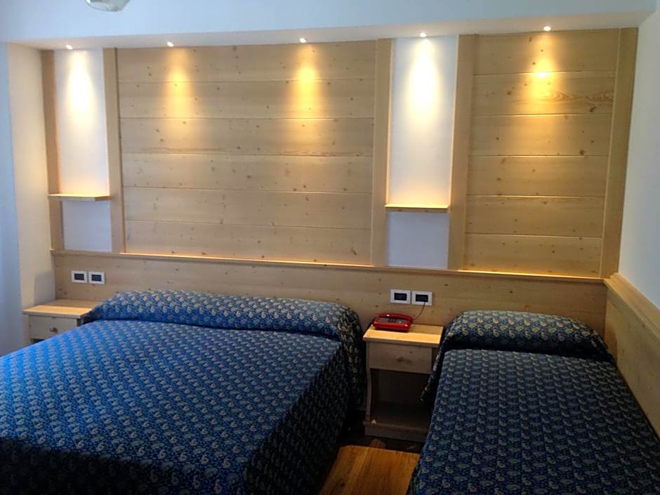 Hotel Garnì Miramonti