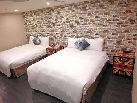 Standard Quadruple Room