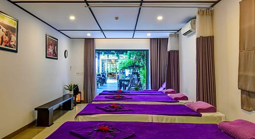 White Lotus Hotel Hoian