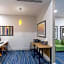 Holiday Inn Express & Suites - Columbus - Worthington