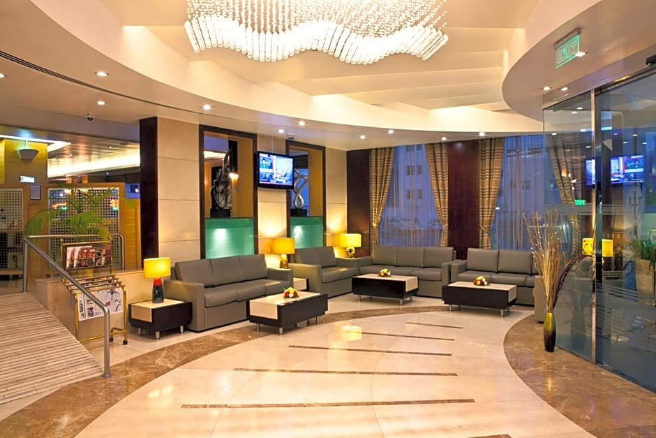 Landmark Riqqa Hotel