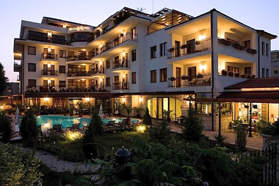 Villa Maria Revas