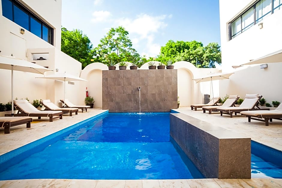 Aspira Hotel & Beach Club