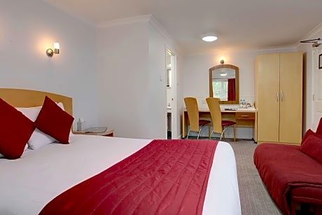 1 Double Bed, Non-Smoking, Family Room, Sofabed, Free Internet