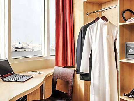 Standard Room with Two Single Beds