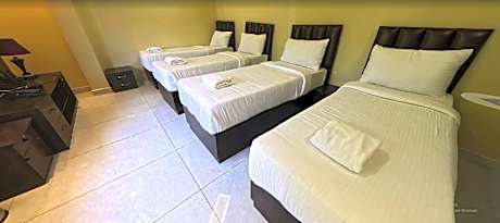 Quad Room