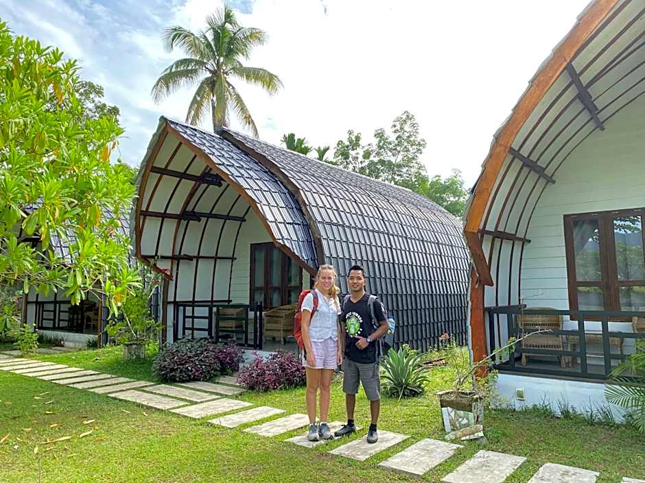 Gino's Place - Guest House & Jungle Trekking