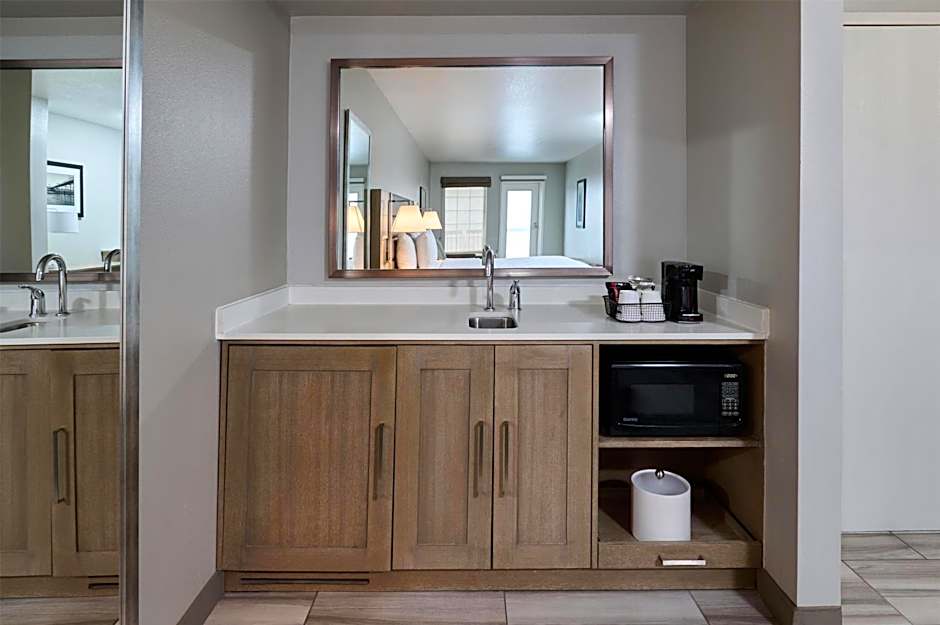 Hampton Inn By Hilton & Suites Hermosa Beach