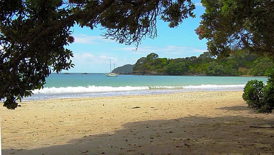 By the Bay Beachfront Apartments