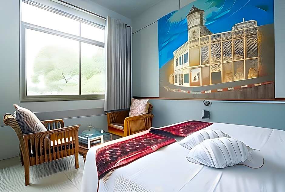 Beehive Phuket Oldtown Hostel