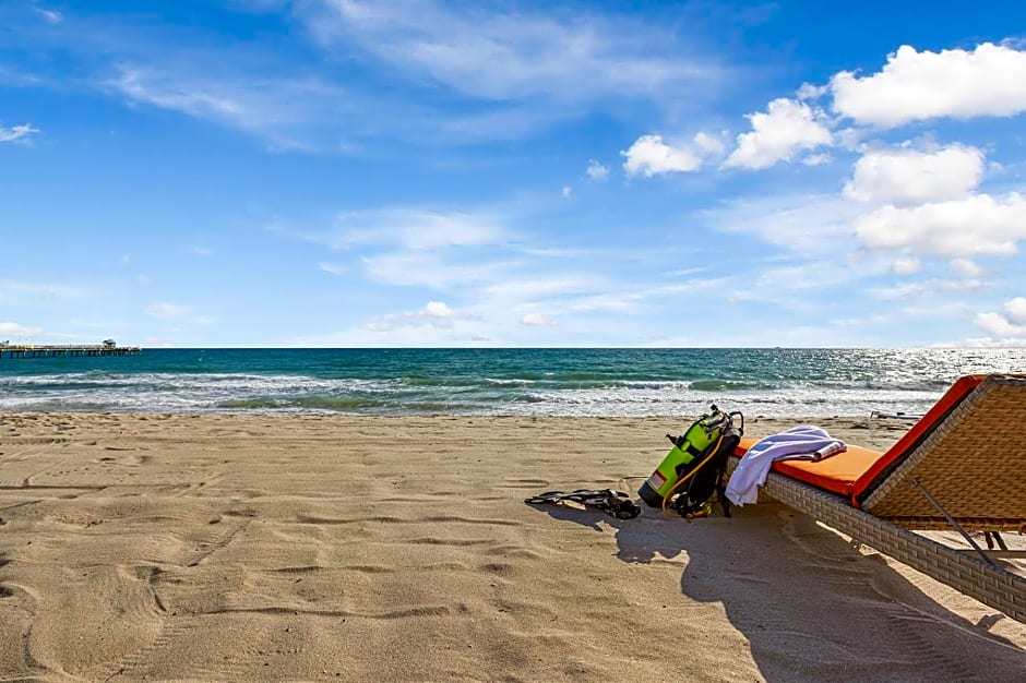 Ocean Treasure Beachside Suites