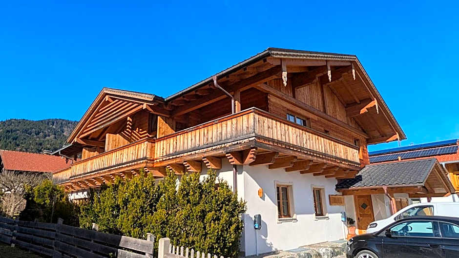 Kleines Zirbelhotel - ÜF