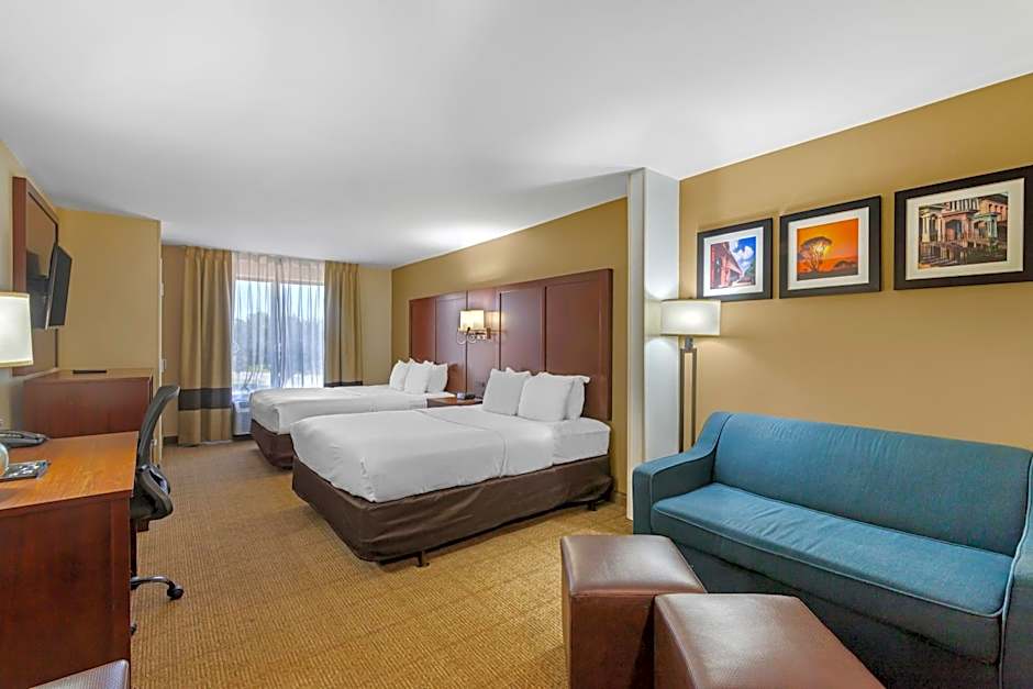 Comfort Suites Savannah Gateway I-95