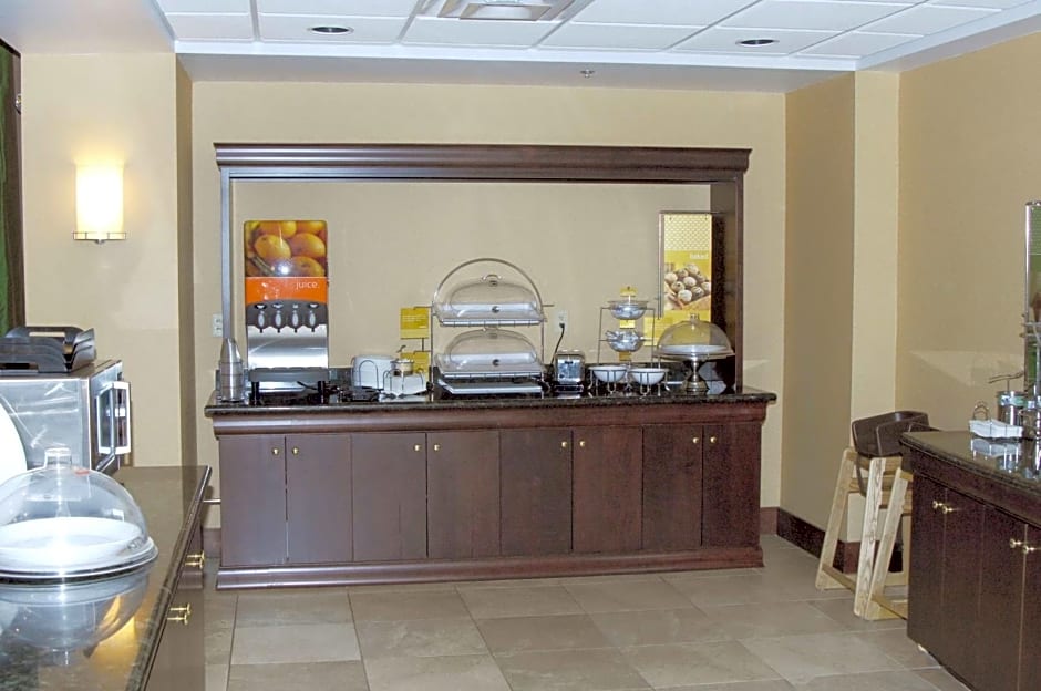 Hampton Inn By Hilton & Suites Dayton-Airport