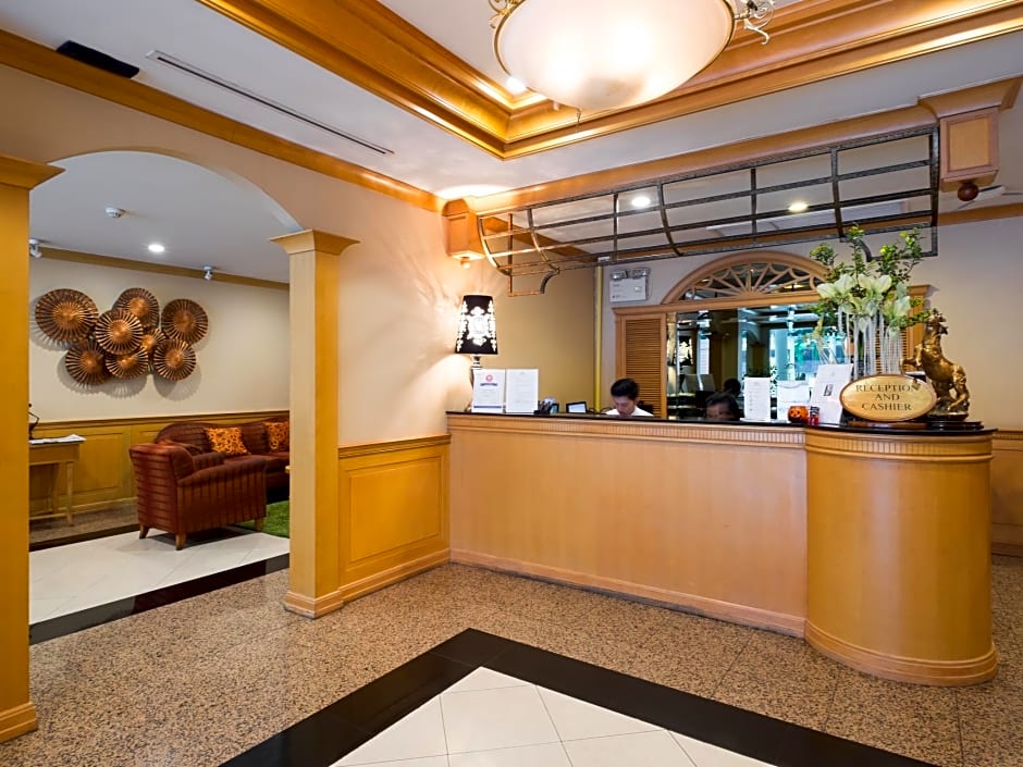 Admiral Suites Bangkok by Compass Hospitality
