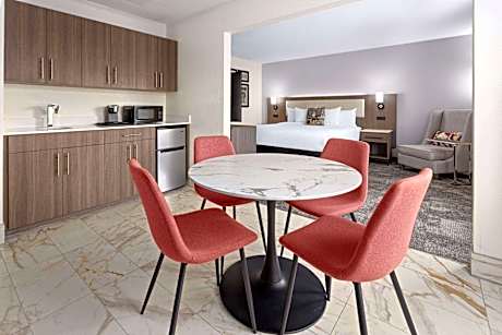 1 King Bed Mobility Accessible Room Non-Smoking