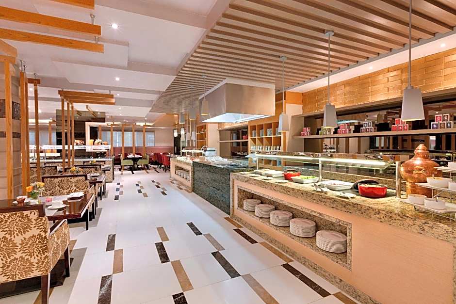 Ramada Hotel & Suites by Wyndham Amwaj Islands Manama