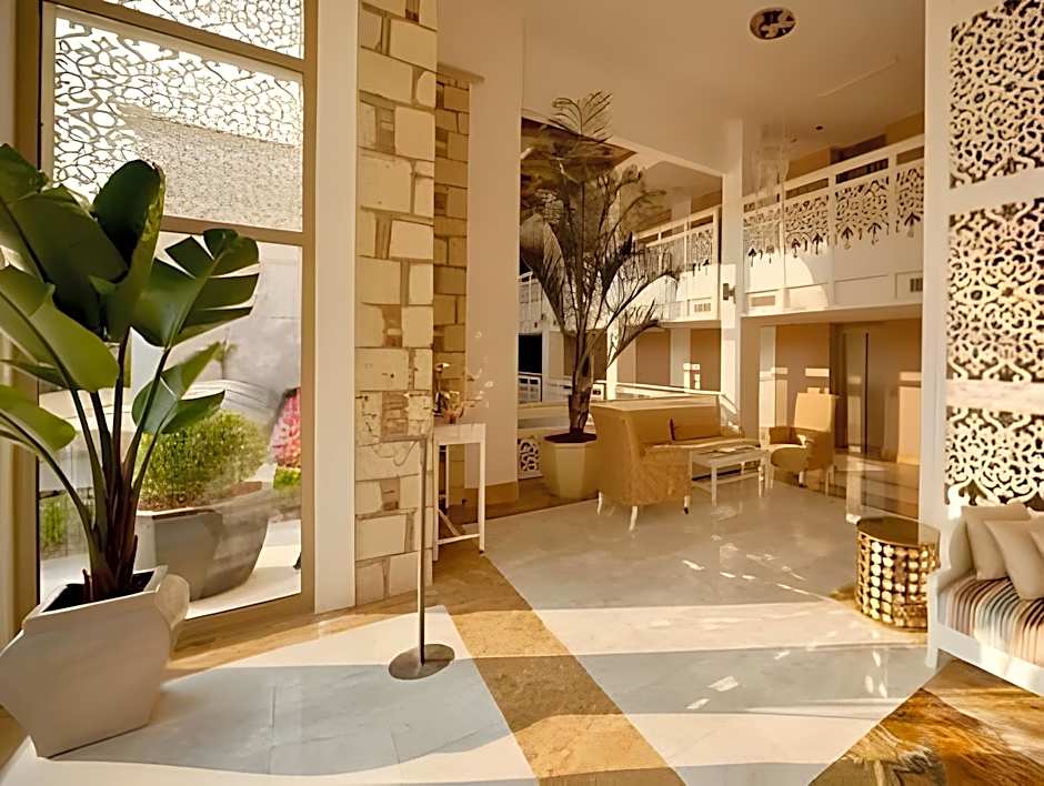 Antmare Hotel