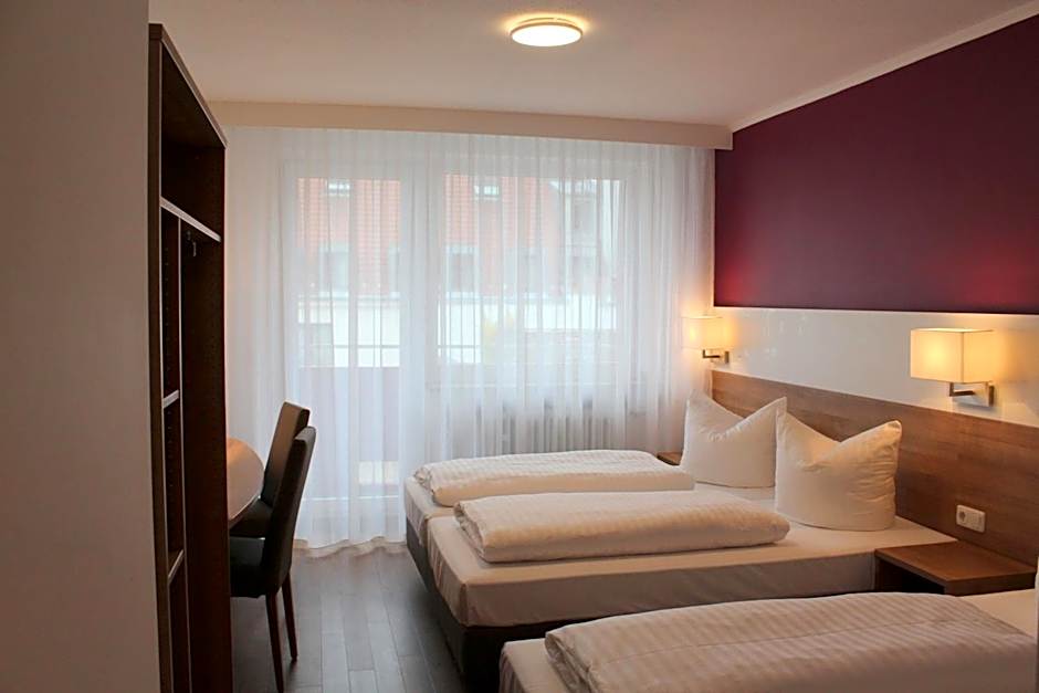 Hotel S16