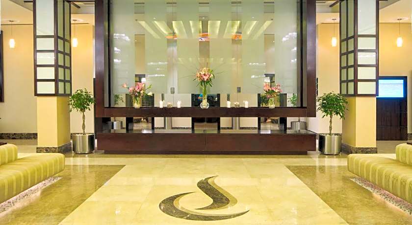 City Seasons Hotel Muscat