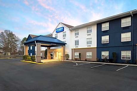 City Express by Marriott Danville