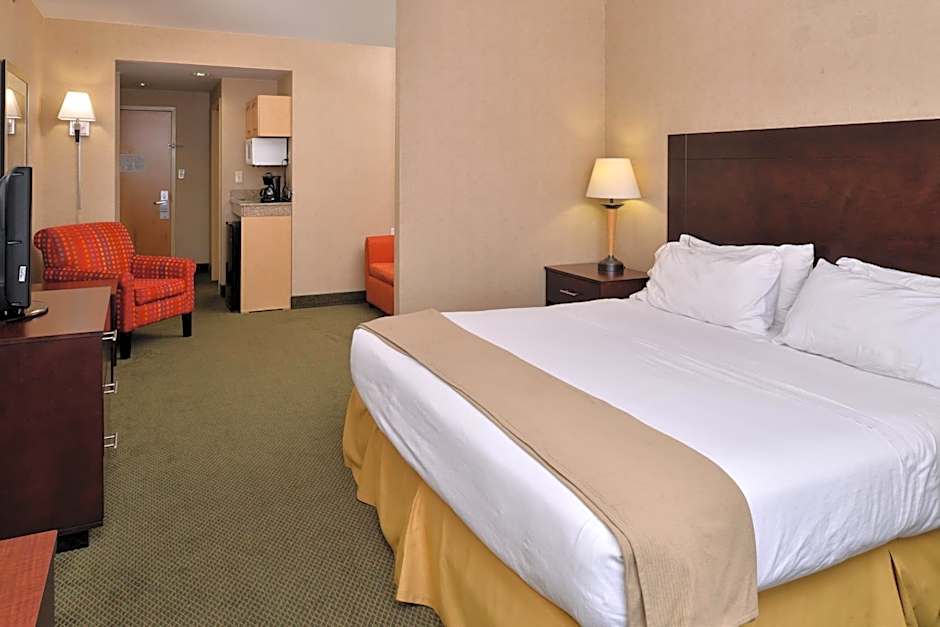 Holiday Inn Express & Suites Ocean City - Northside By IHG