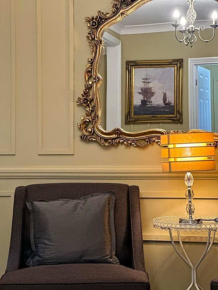 The Cambridge Guest House by Tas